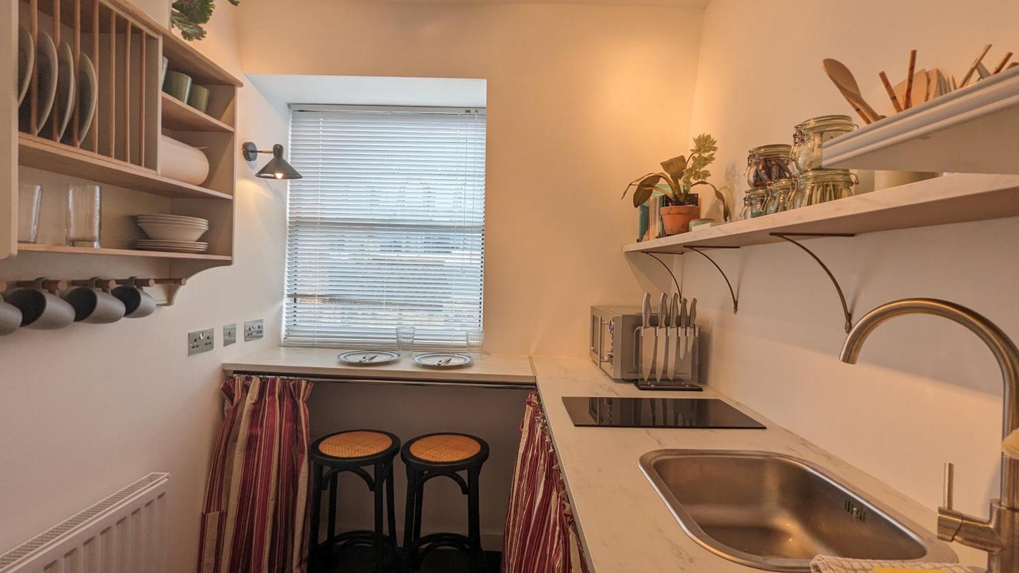 Charming & Quaint Old Compton Apartamento - Quiet Guests Only Allowed, No Parties Allowed, Over 25 Years Old Or Families Londres Exterior foto